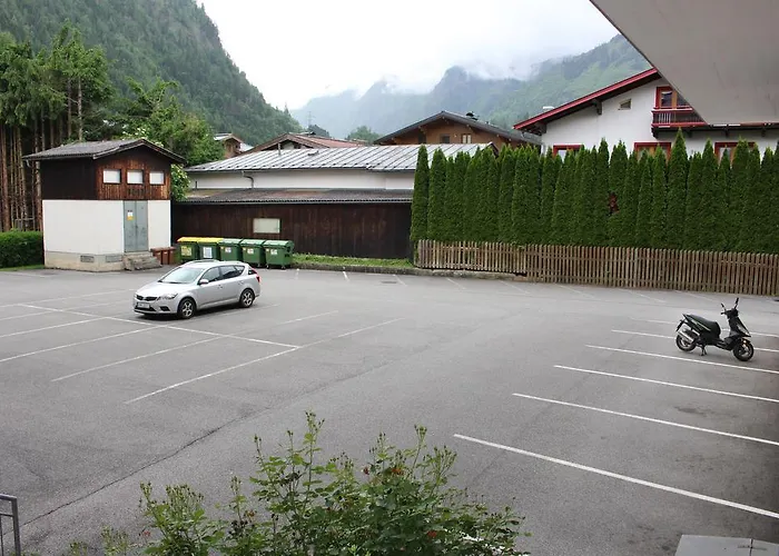 إليسا شقة كابرون